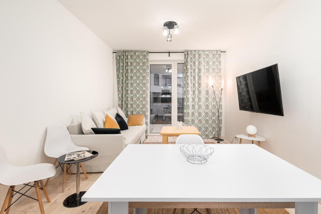 Przerwana 11A By Homeprime Warszawa Exteriör bild